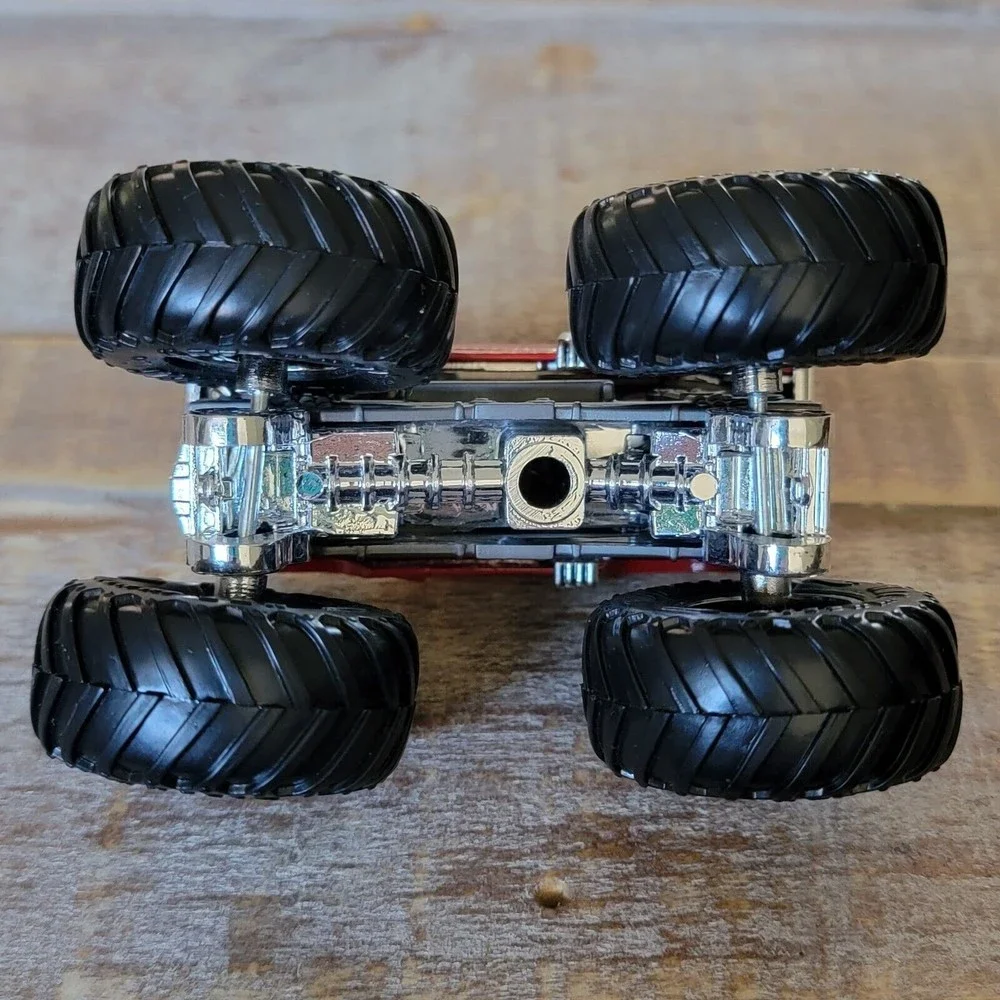 Hot Wheels 2019 Monster Trucks - Dodge Charger R/T 1:64 Scale Die-Cast M…‎
